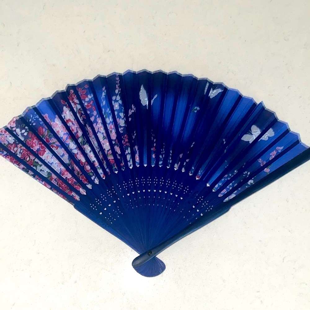 Japanese Embroidery Fan Plastic Folding Fan Party Dance Foldable Hand Fan Party